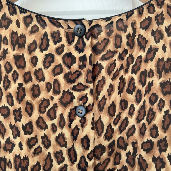 Dana Buchman Silk Leopard Print Blouse Beige Brown Black Animal Print Size 6 - Picture 5 of 7